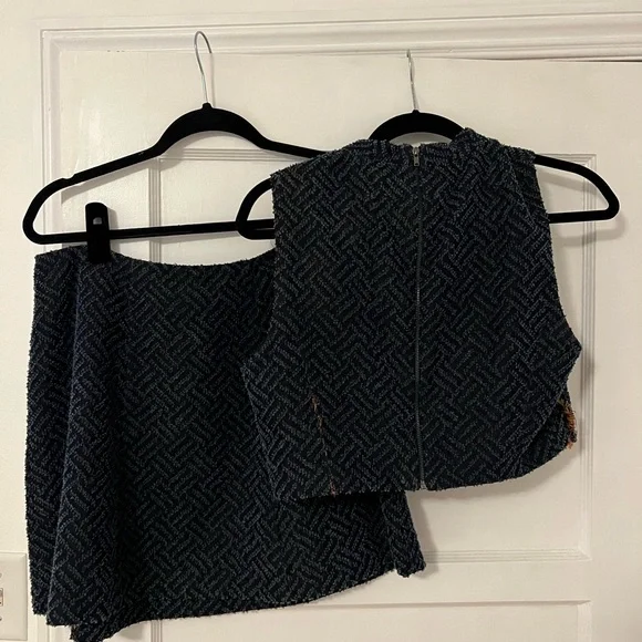 Matching Set - Picture 4 of 5